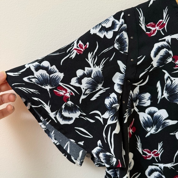 Vero Moda Short Sleeve Blouse - Picture 6 of 7